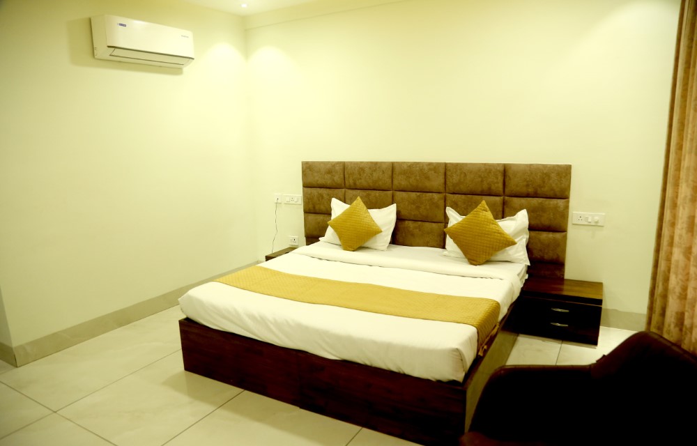 Hotel Prism Grand